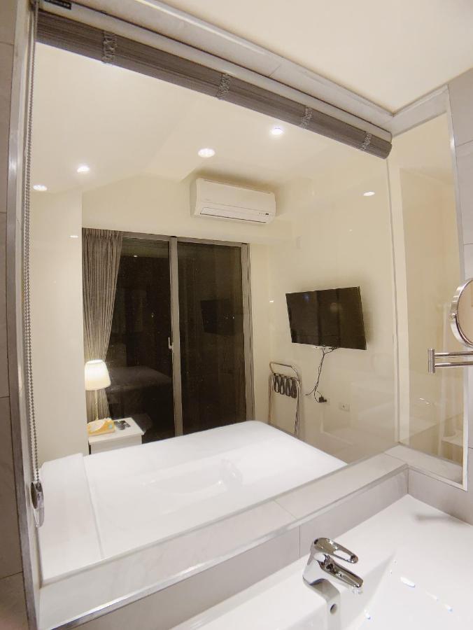 In Fengchia Hotel Taichung Exterior foto